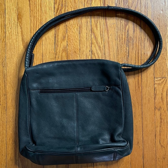 Tignanello textured leather shoulder bag (black) - Picture 1 of 9